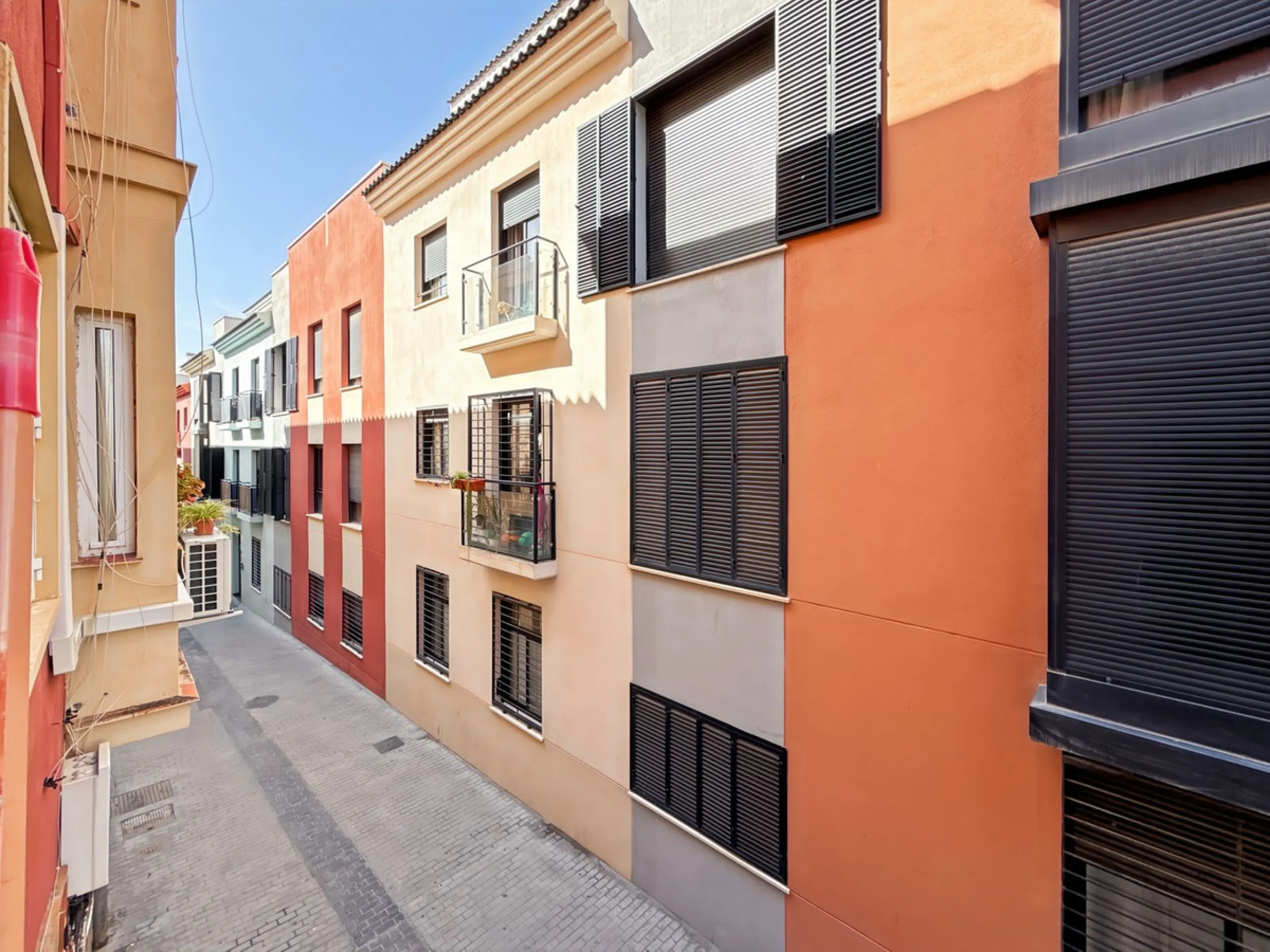 Apartment - Middle Floor Apartment в продаже в Málaga, Málaga. В доме 3 спален и 1 ванных комнат. Площадь дома 57 м²