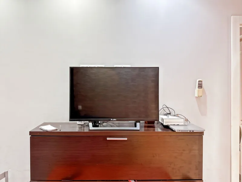 Apartment - Middle Floor Apartment в продаже в Málaga, Málaga. В доме 3 спален и 1 ванных комнат. Площадь дома 57 м²