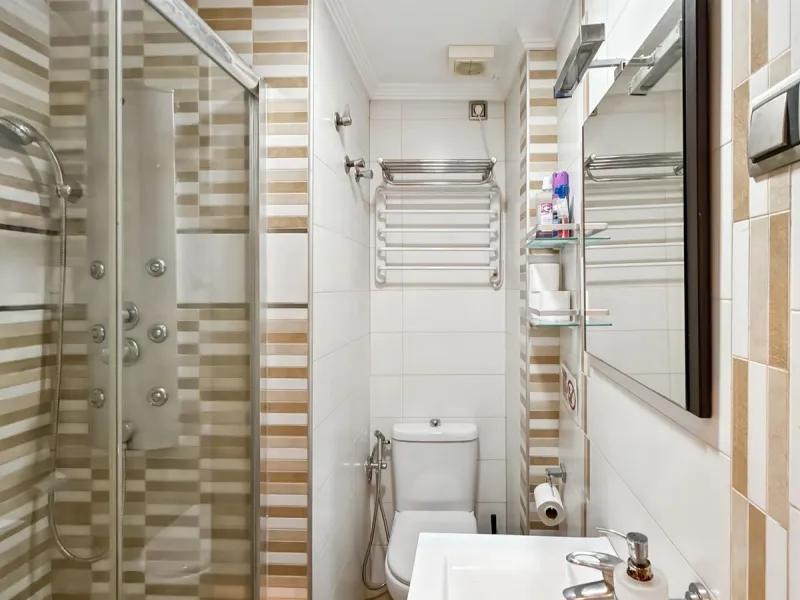 Apartment - Middle Floor Apartment в продаже в Málaga, Málaga. В доме 3 спален и 1 ванных комнат. Площадь дома 57 м²