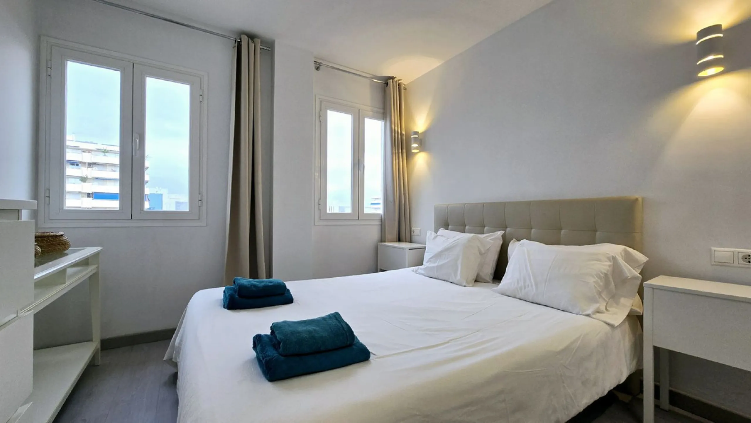 Apartment - Middle Floor Apartment в продаже в Marbella, Málaga. В доме 1 спален и 1 ванных комнат. Площадь дома 54 м²