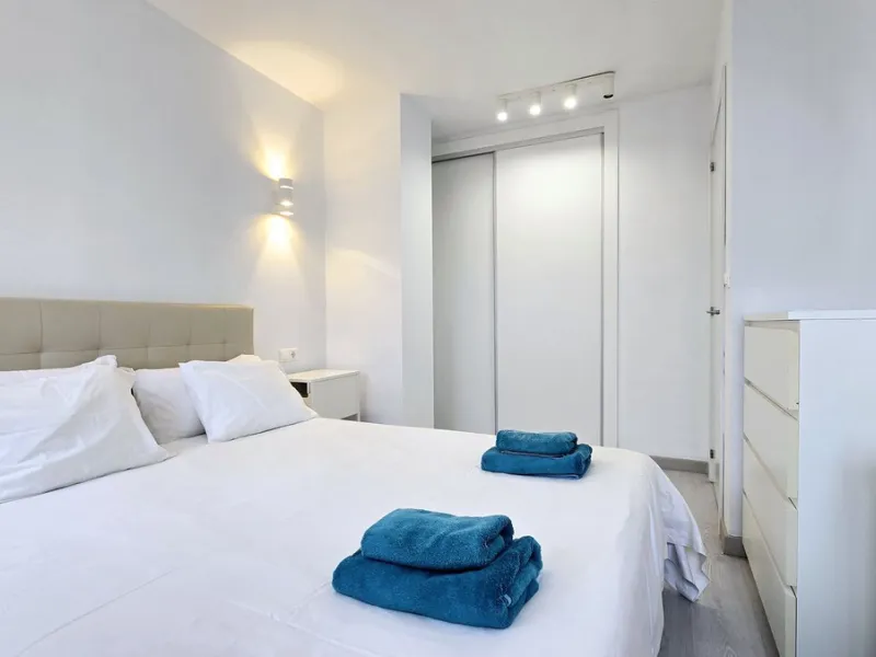 Apartment - Middle Floor Apartment в продаже в Marbella, Málaga. В доме 1 спален и 1 ванных комнат. Площадь дома 54 м²