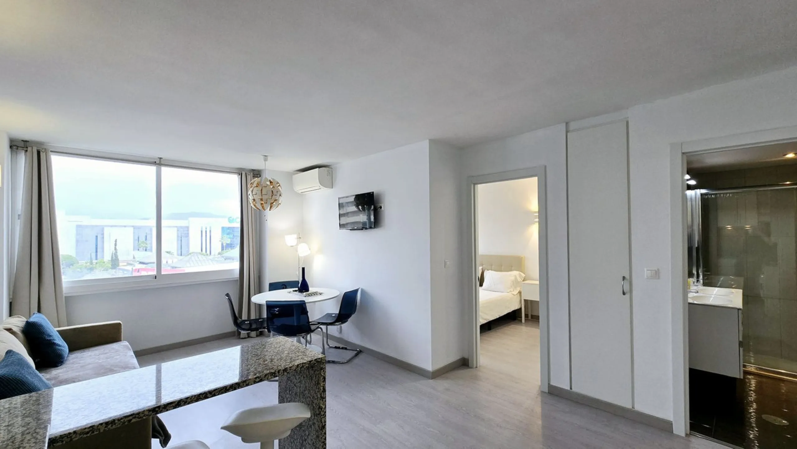 Apartment - Middle Floor Apartment в продаже в Marbella, Málaga. В доме 1 спален и 1 ванных комнат. Площадь дома 54 м²