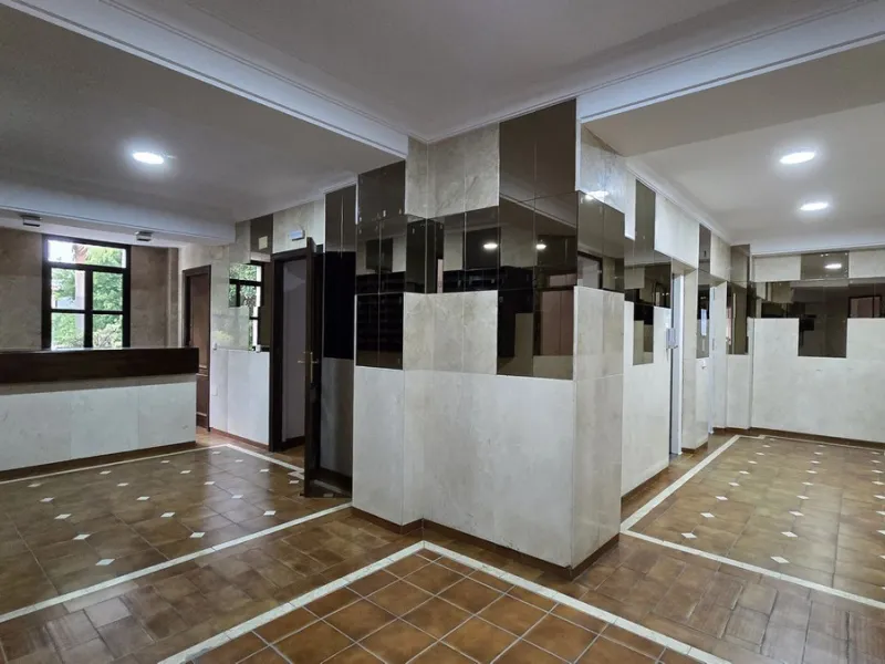 Apartment - Middle Floor Apartment в продаже в Marbella, Málaga. В доме 1 спален и 1 ванных комнат. Площадь дома 54 м²