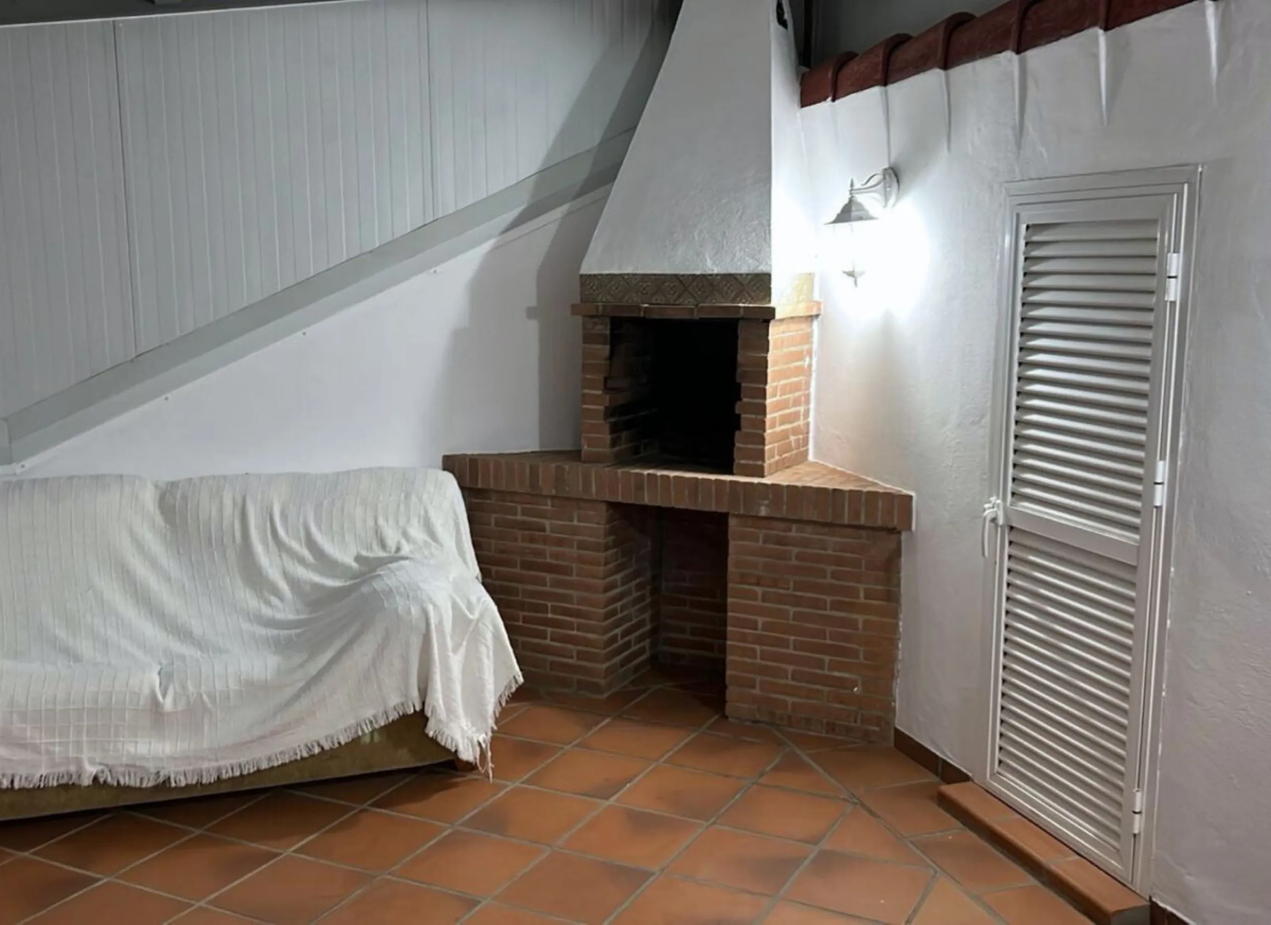 Spacious Independent House Offering Comfort and Versatility