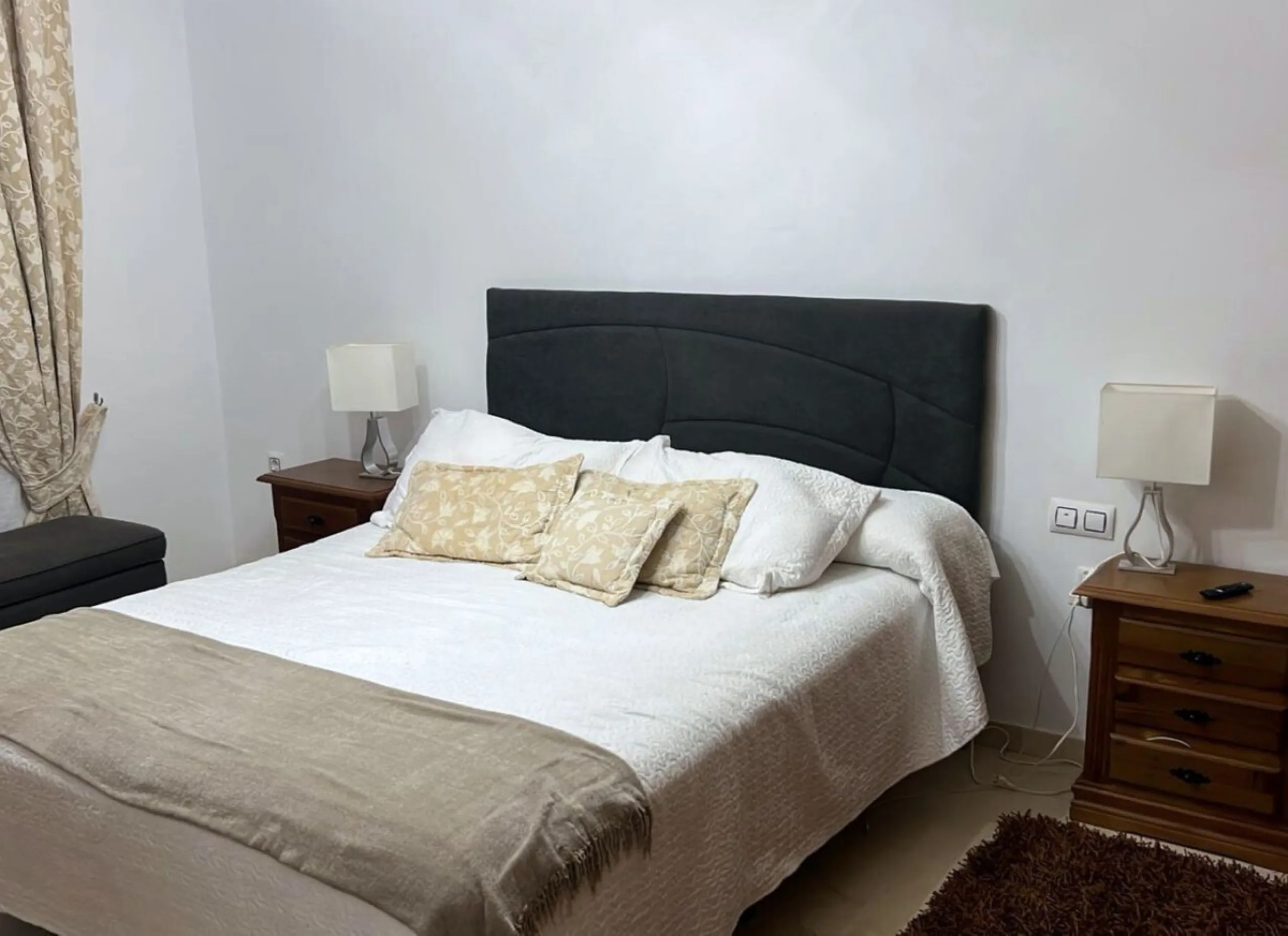 Spacious Independent House Offering Comfort and Versatility