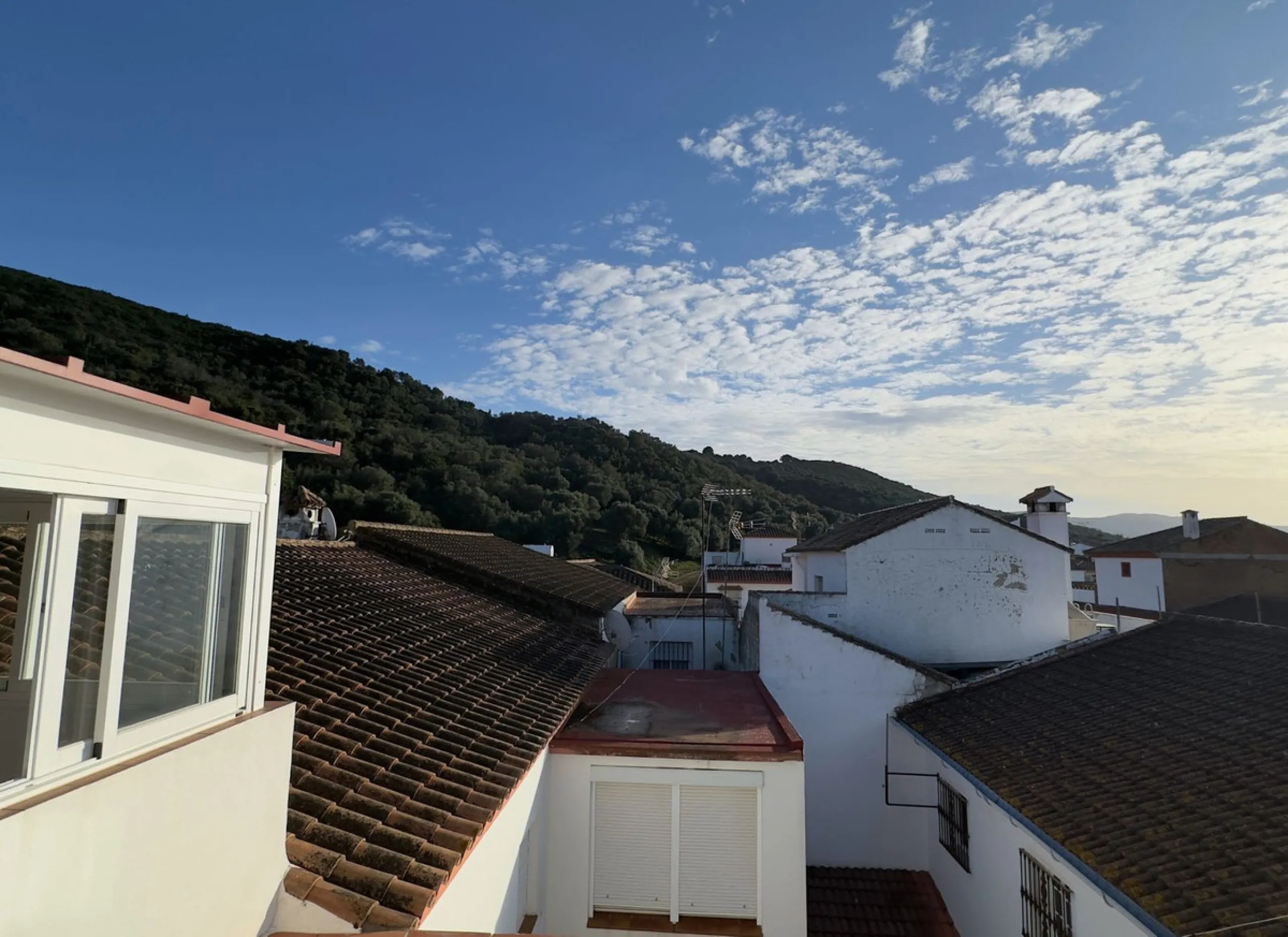 Spacious Independent House Offering Comfort and Versatility