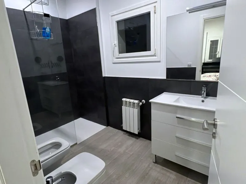 Spacious Independent House Offering Comfort and Versatility