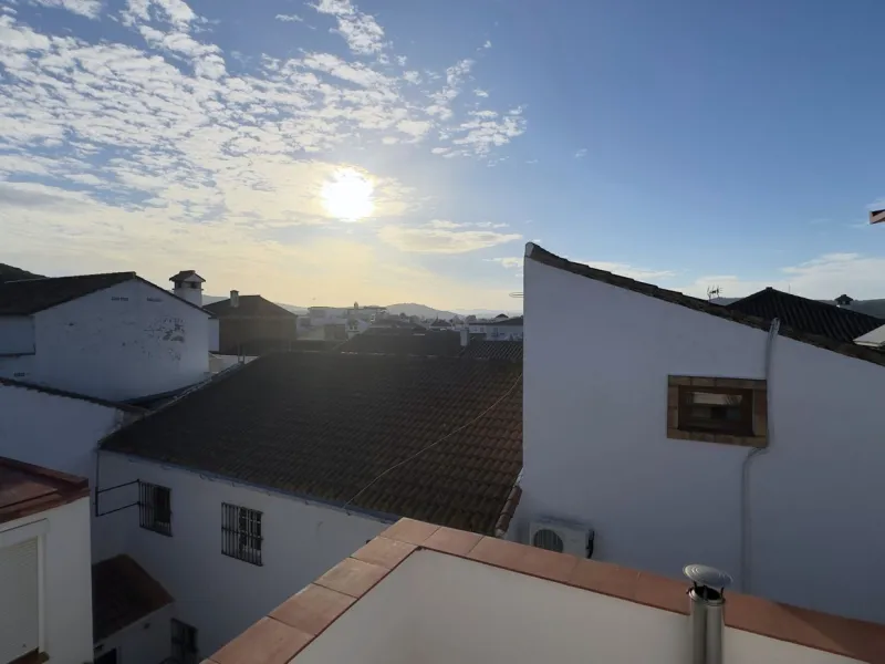 Spacious Independent House Offering Comfort and Versatility