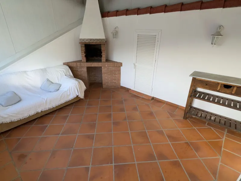 Spacious Independent House Offering Comfort and Versatility
