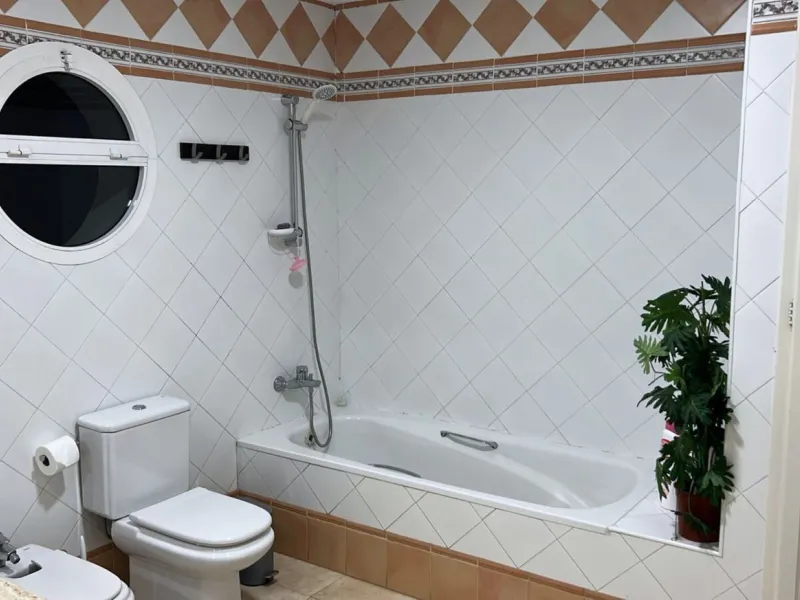 Spacious Independent House Offering Comfort and Versatility
