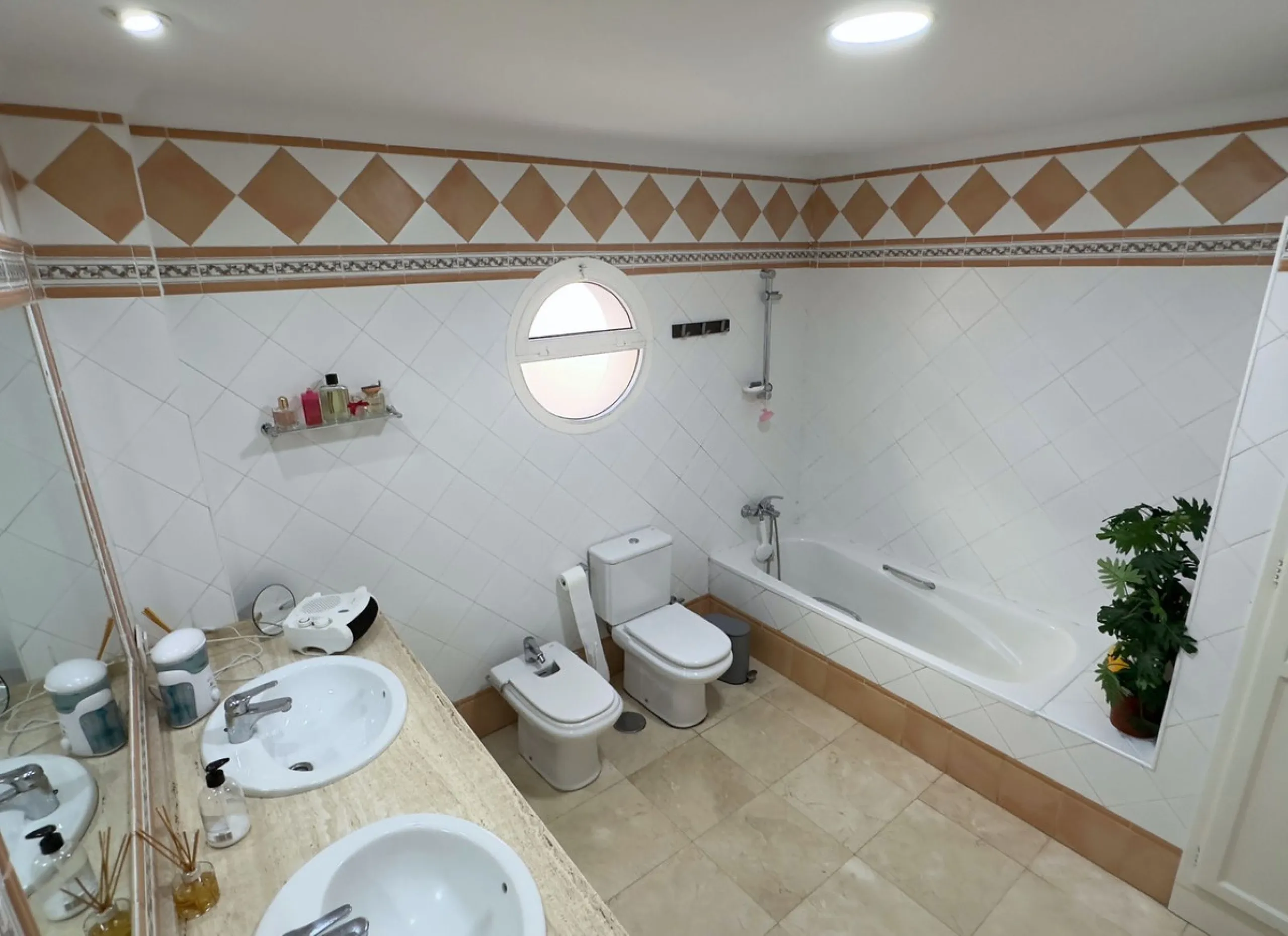 Spacious Independent House Offering Comfort and Versatility