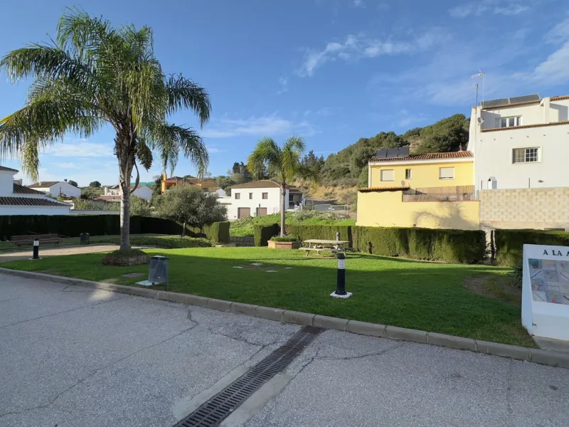 Spacious Independent House Offering Comfort and Versatility