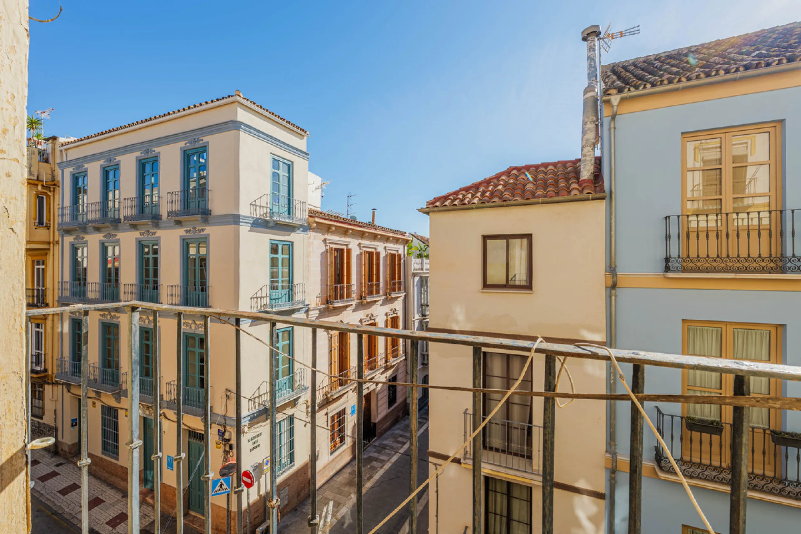 Commercial - Other в продаже в Málaga, Málaga. Площадь дома 1388 м². Площадь участка 343 м²
