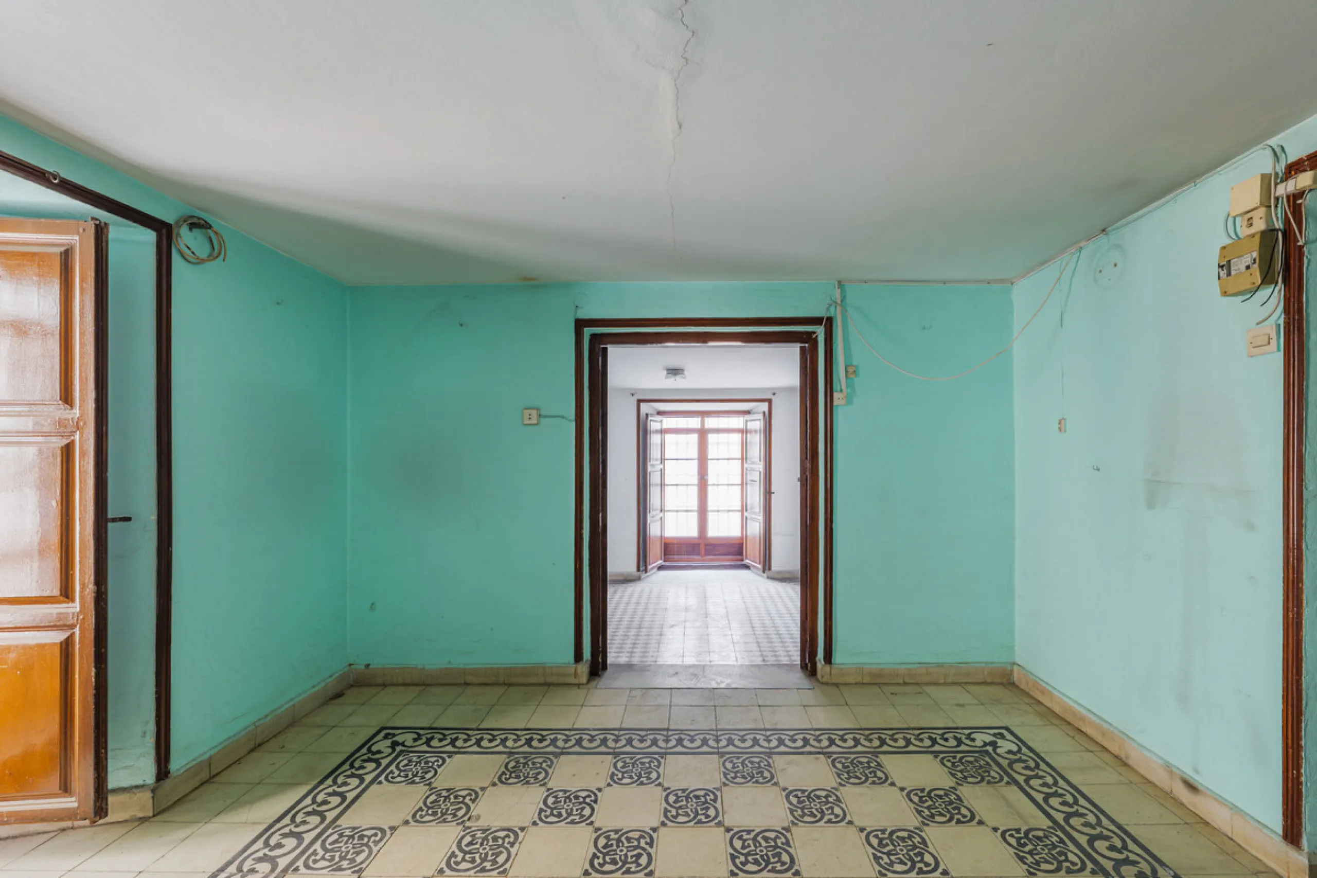 Commercial - Other в продаже в Málaga, Málaga. Площадь дома 1388 м². Площадь участка 343 м²