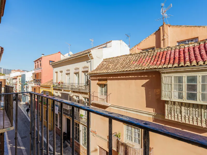 Commercial - Other в продаже в Málaga, Málaga. Площадь дома 1388 м². Площадь участка 343 м²