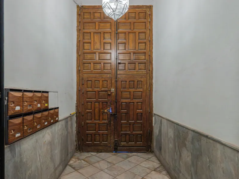Commercial - Other в продаже в Málaga, Málaga. Площадь дома 1388 м². Площадь участка 343 м²