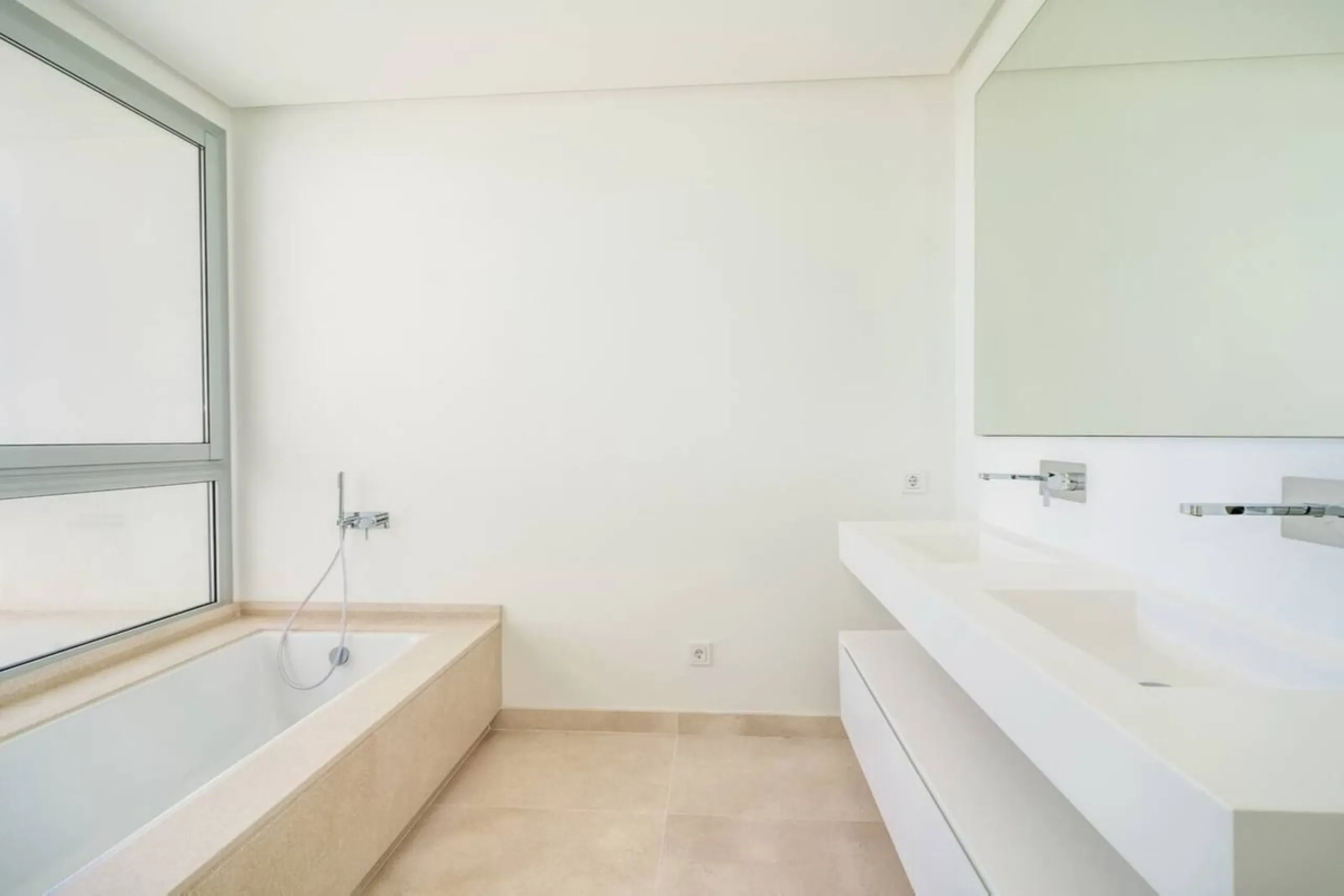 Luxury 4-Bedroom Penthouse for Sale in Marbella Club Hills