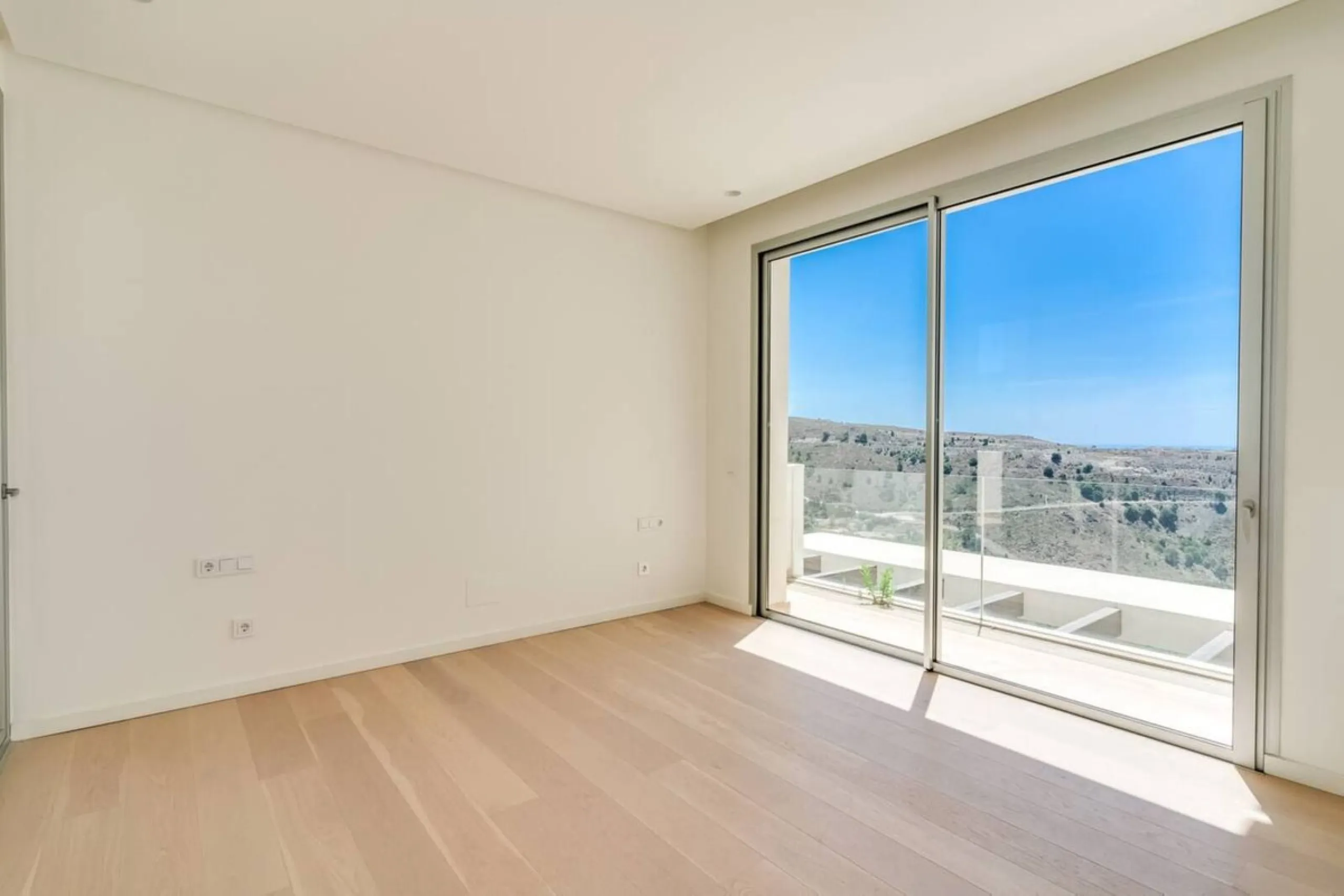 Luxury 4-Bedroom Penthouse for Sale in Marbella Club Hills