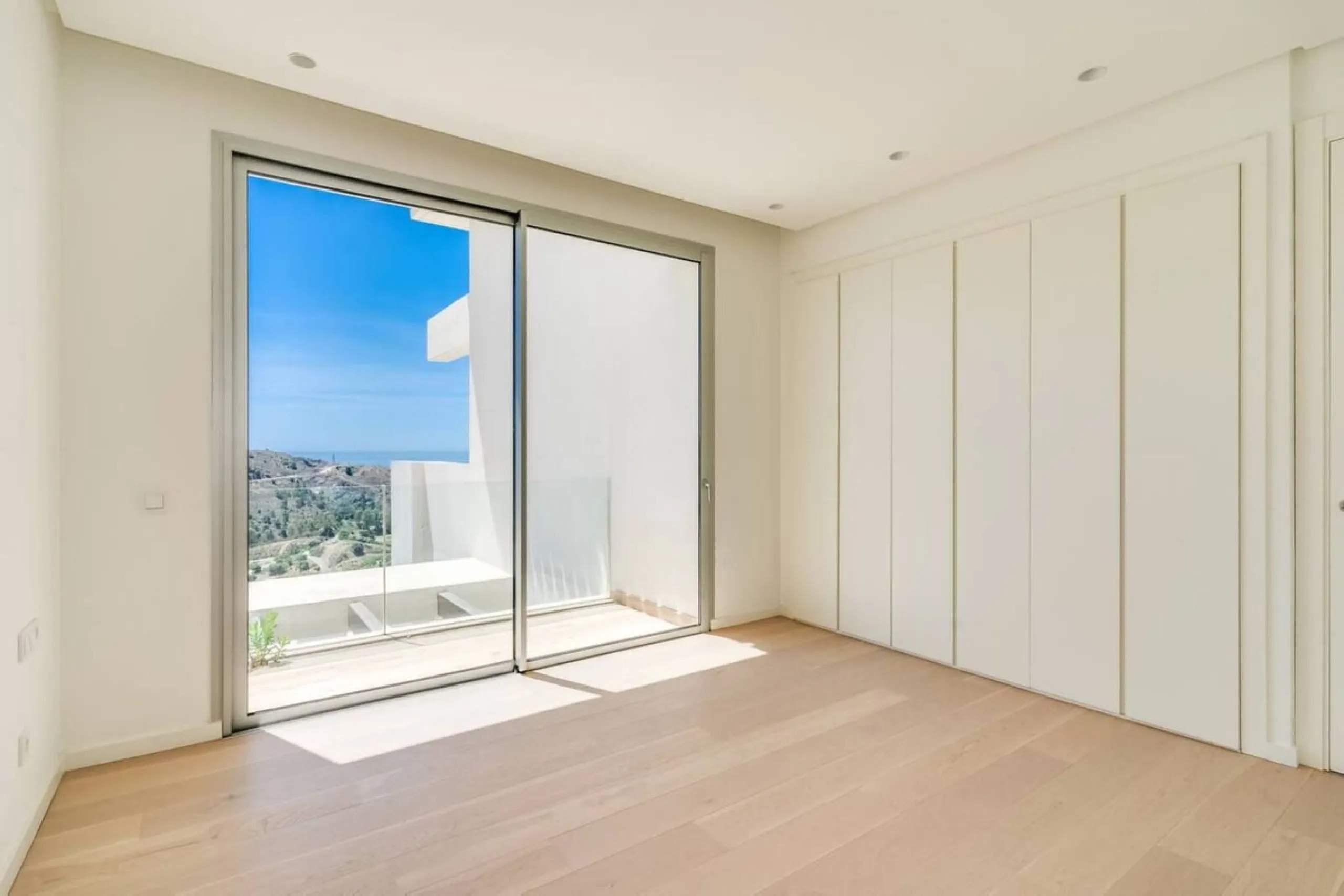 Luxury 4-Bedroom Penthouse for Sale in Marbella Club Hills