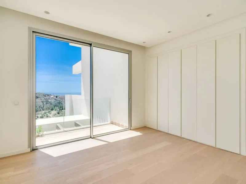 Luxury 4-Bedroom Penthouse for Sale in Marbella Club Hills