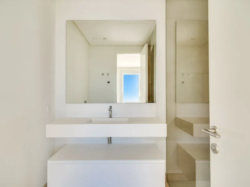 Luxury 4-Bedroom Penthouse for Sale in Marbella Club Hills
