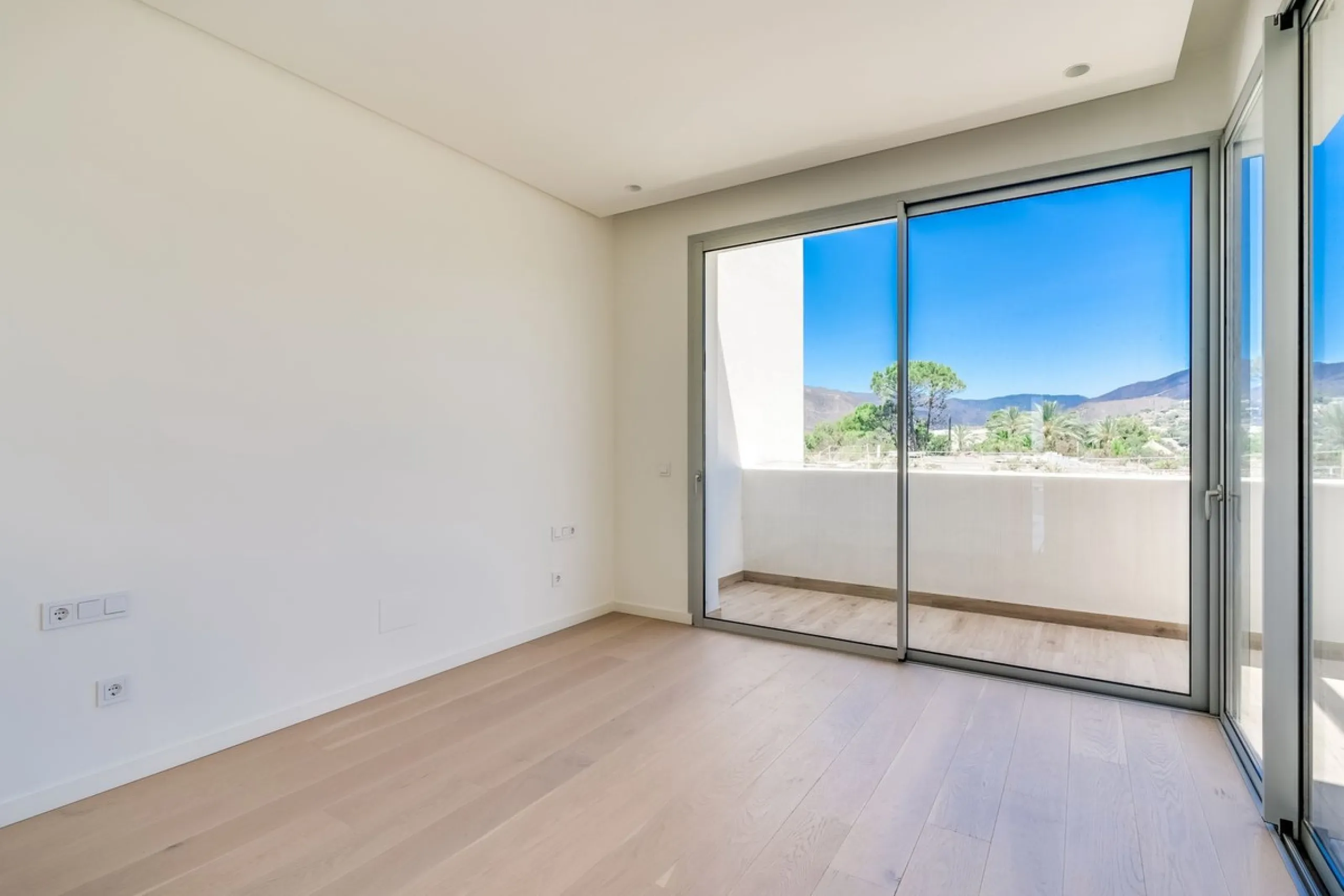 Luxury 4-Bedroom Penthouse for Sale in Marbella Club Hills