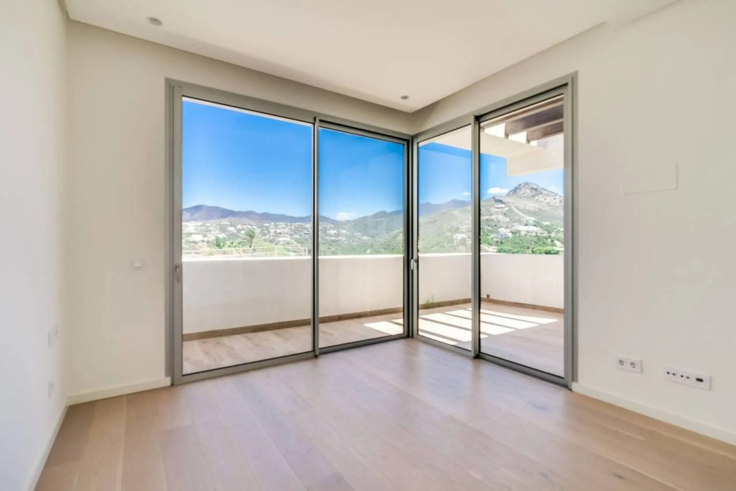 Luxury 4-Bedroom Penthouse for Sale in Marbella Club Hills