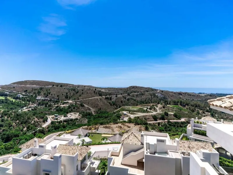 Luxury 4-Bedroom Penthouse for Sale in Marbella Club Hills