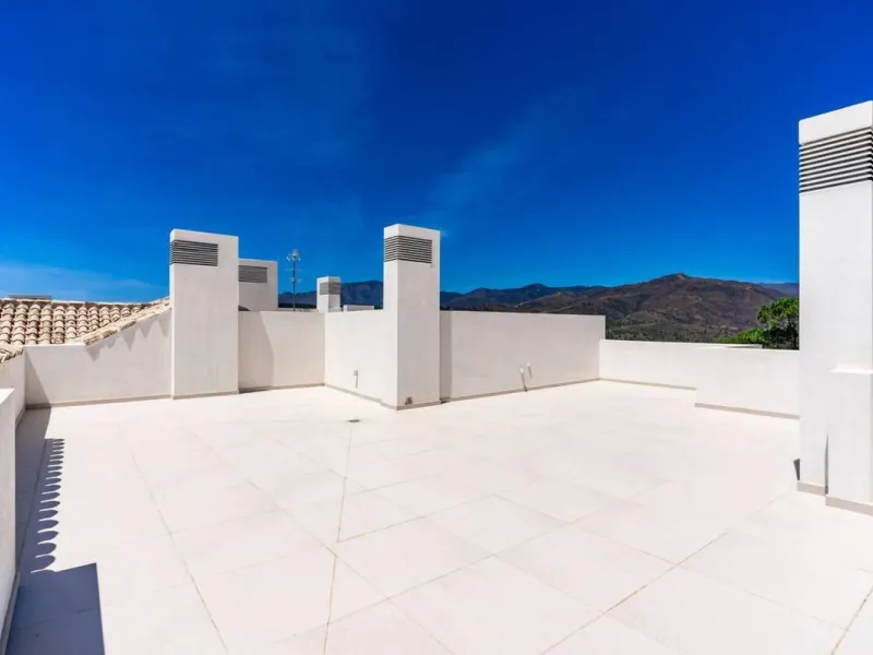 Luxury 4-Bedroom Penthouse for Sale in Marbella Club Hills