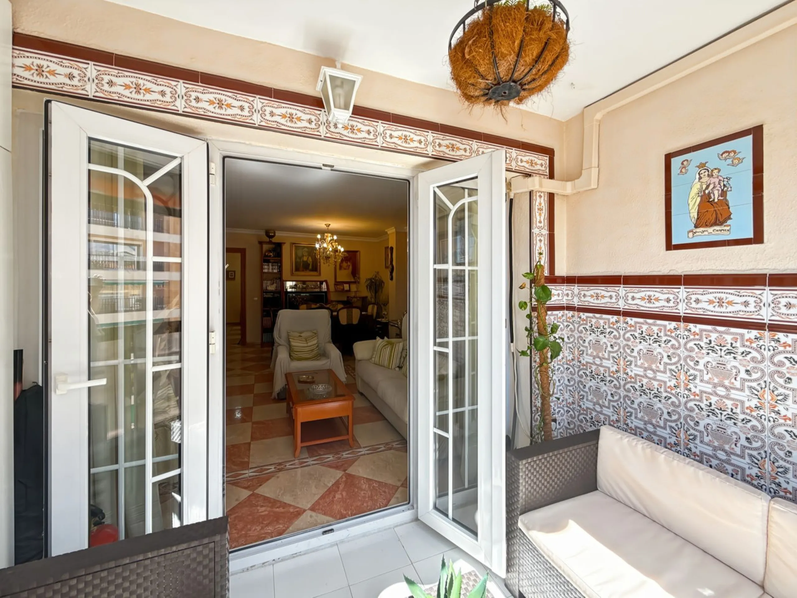 Apartment - Top Floor Apartment в продаже в Málaga, Málaga. В доме 4 спален и 2 ванных комнат. Площадь дома 134 м²