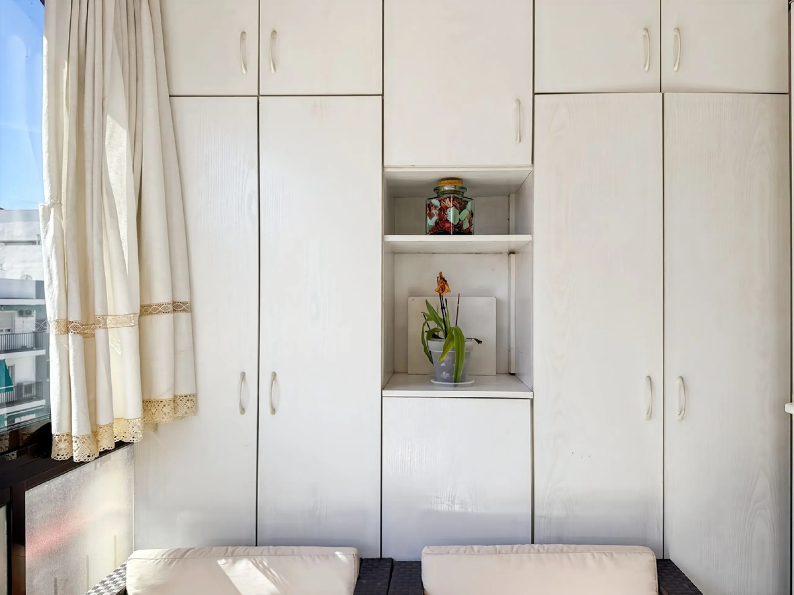 Apartment - Top Floor Apartment в продаже в Málaga, Málaga. В доме 4 спален и 2 ванных комнат. Площадь дома 134 м²