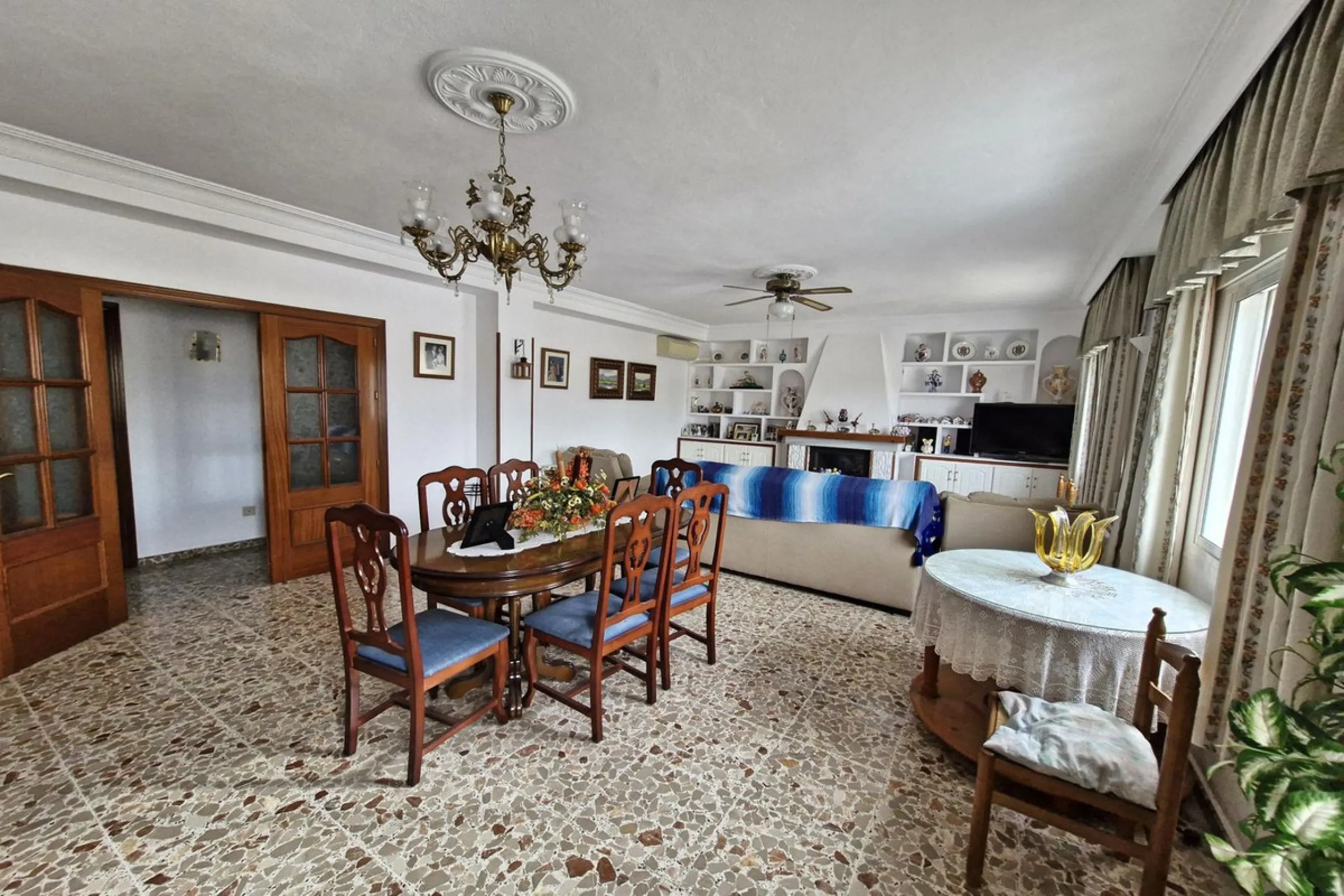Spacious 7-Bedroom Townhouse with Garage, Garden, Wine Cellar & Panoramic Roof Terrace in Guaro Village.