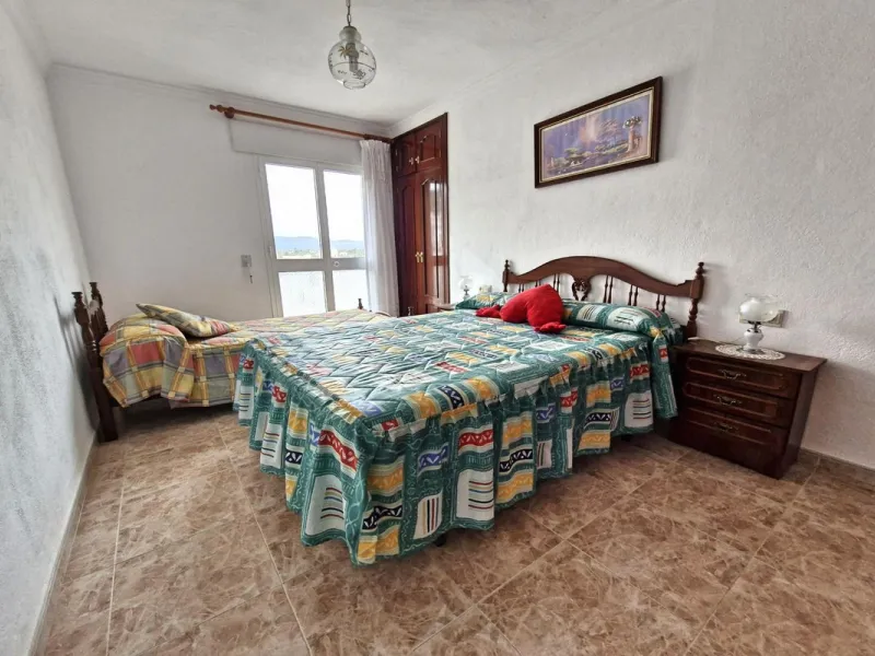 Spacious 7-Bedroom Townhouse with Garage, Garden, Wine Cellar & Panoramic Roof Terrace in Guaro Village.