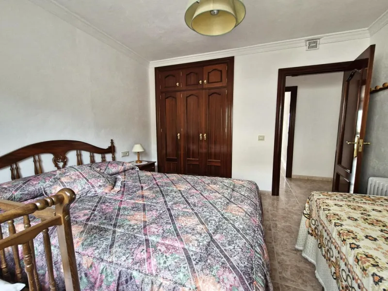 Spacious 7-Bedroom Townhouse with Garage, Garden, Wine Cellar & Panoramic Roof Terrace in Guaro Village.