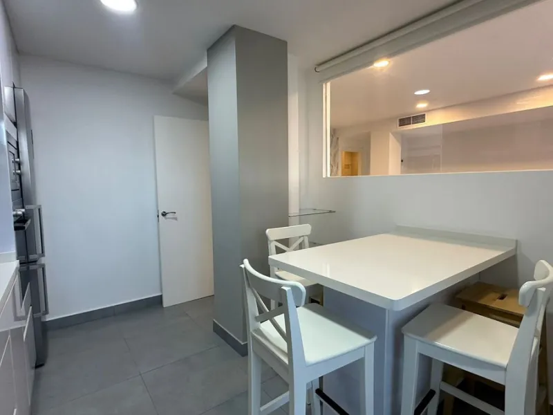 Middle Floor Apartment, Pedregalejo, Málaga Ciudad.
