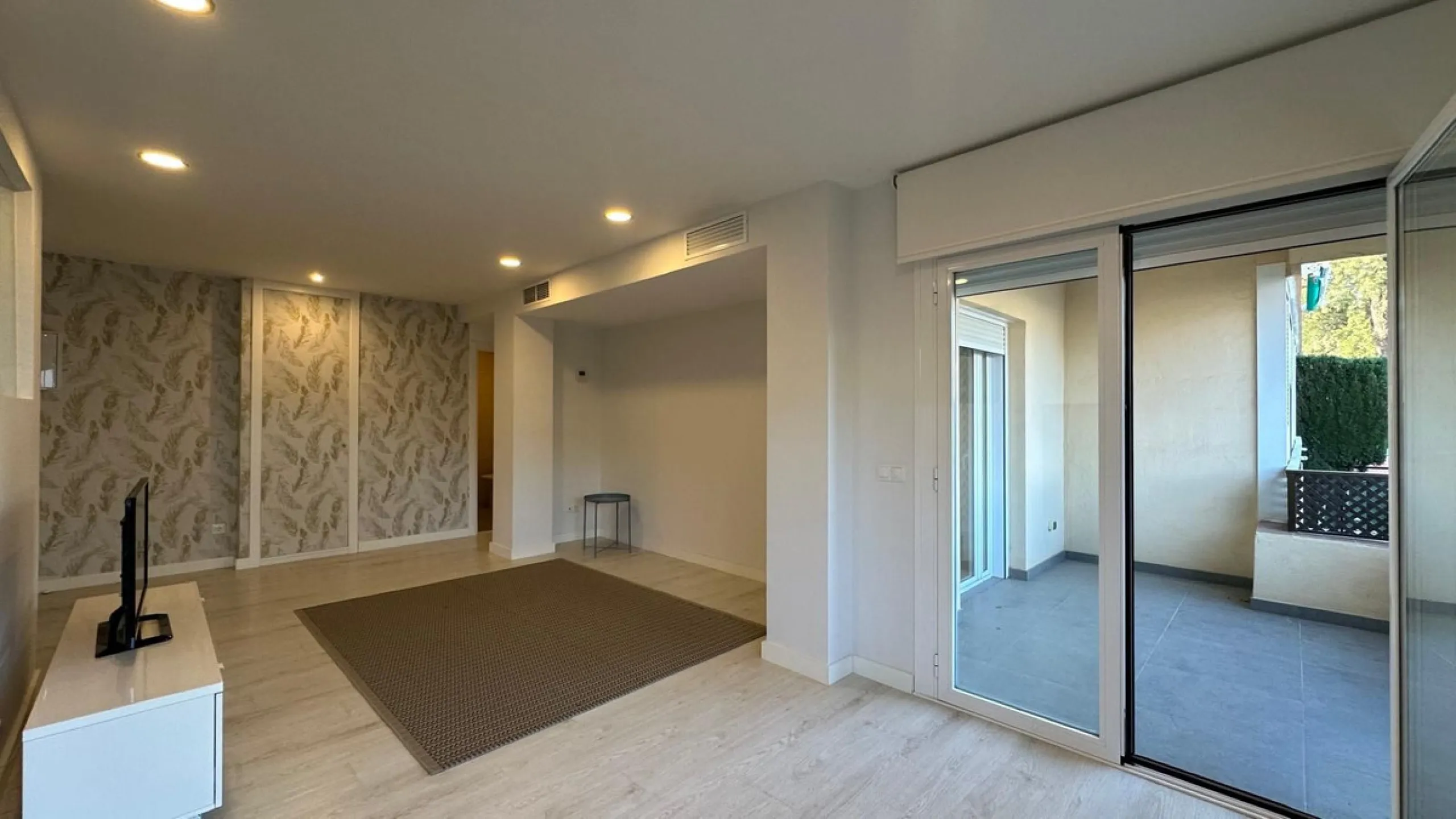 Middle Floor Apartment, Pedregalejo, Málaga Ciudad.