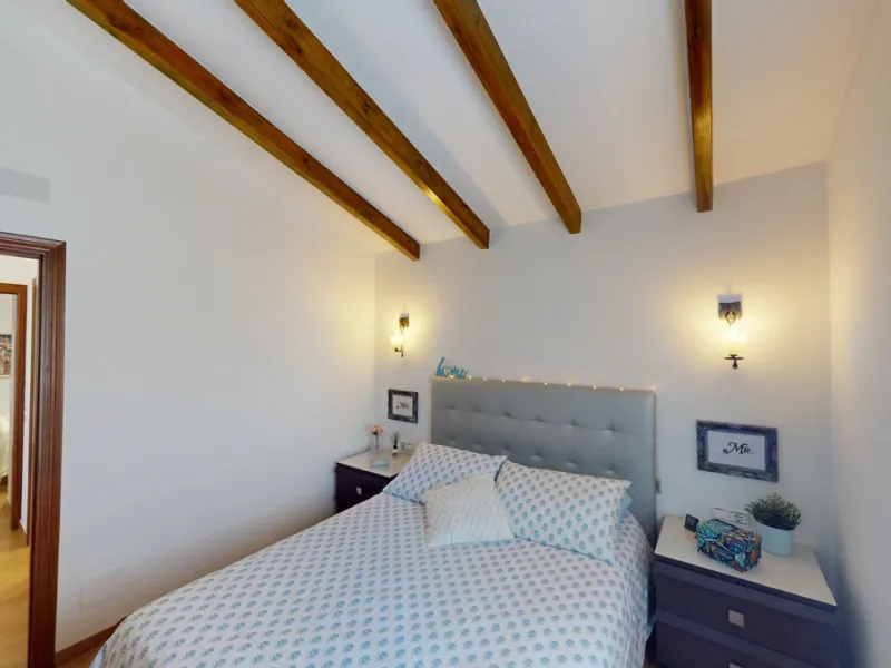 Dream House near Arenas with Sea View and Endless Possibilities! Welcome to your new home nestled in the picturesque surroundings of Arenas. This unique property is divided into three residential units, offering you a lifestyle of extraordinary comfort. U