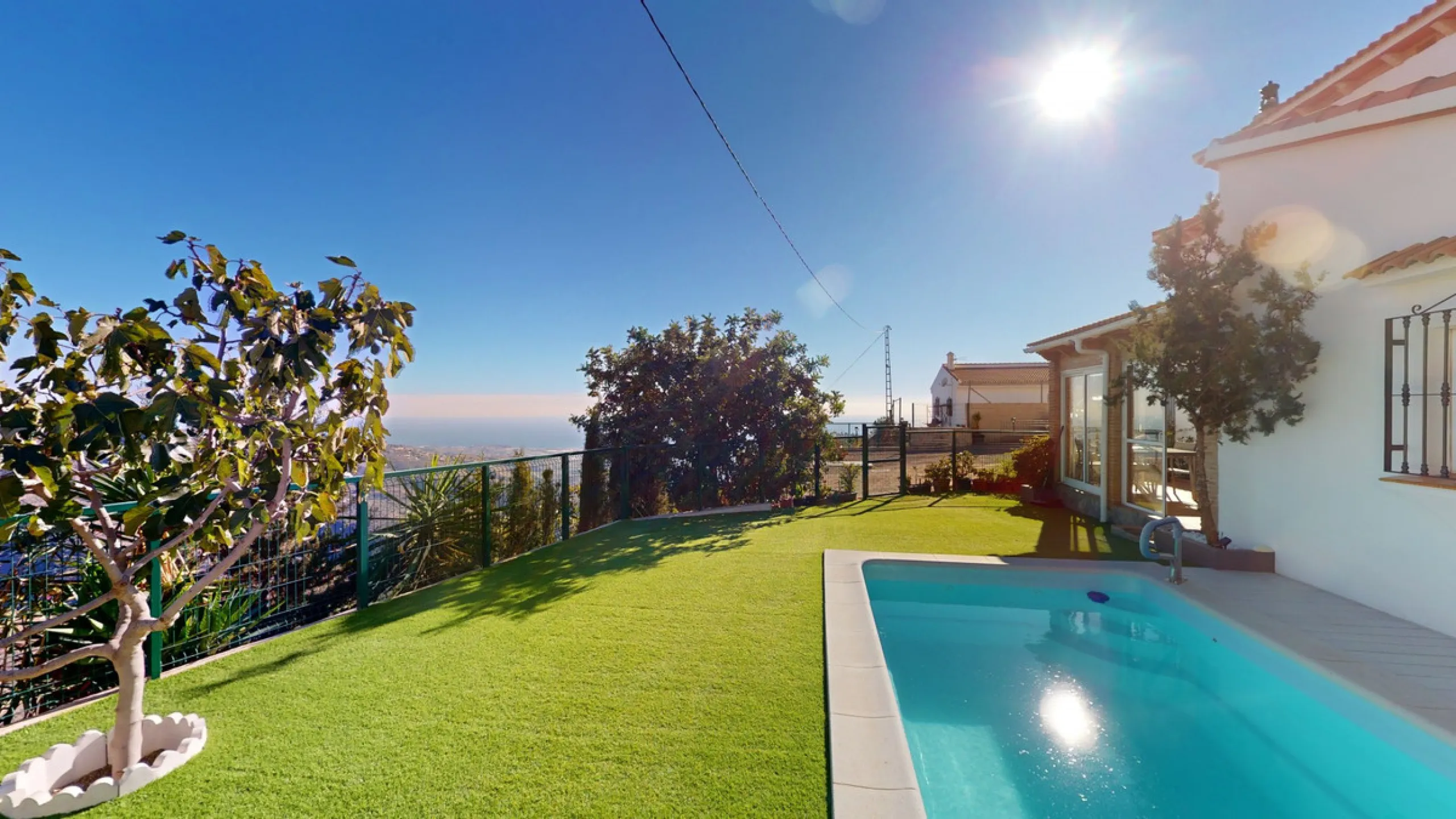 Dream House near Arenas with Sea View and Endless Possibilities! Welcome to your new home nestled in the picturesque surroundings of Arenas. This unique property is divided into three residential units, offering you a lifestyle of extraordinary comfort. U