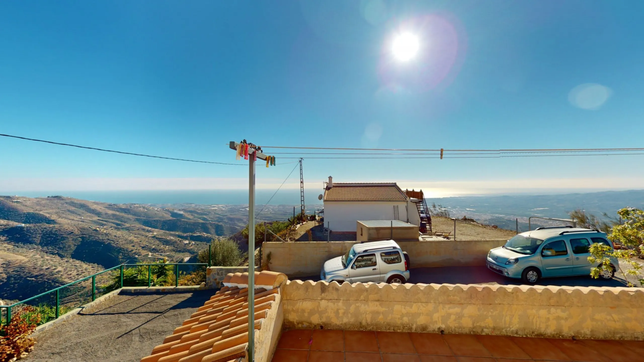 Dream House near Arenas with Sea View and Endless Possibilities! Welcome to your new home nestled in the picturesque surroundings of Arenas. This unique property is divided into three residential units, offering you a lifestyle of extraordinary comfort. U