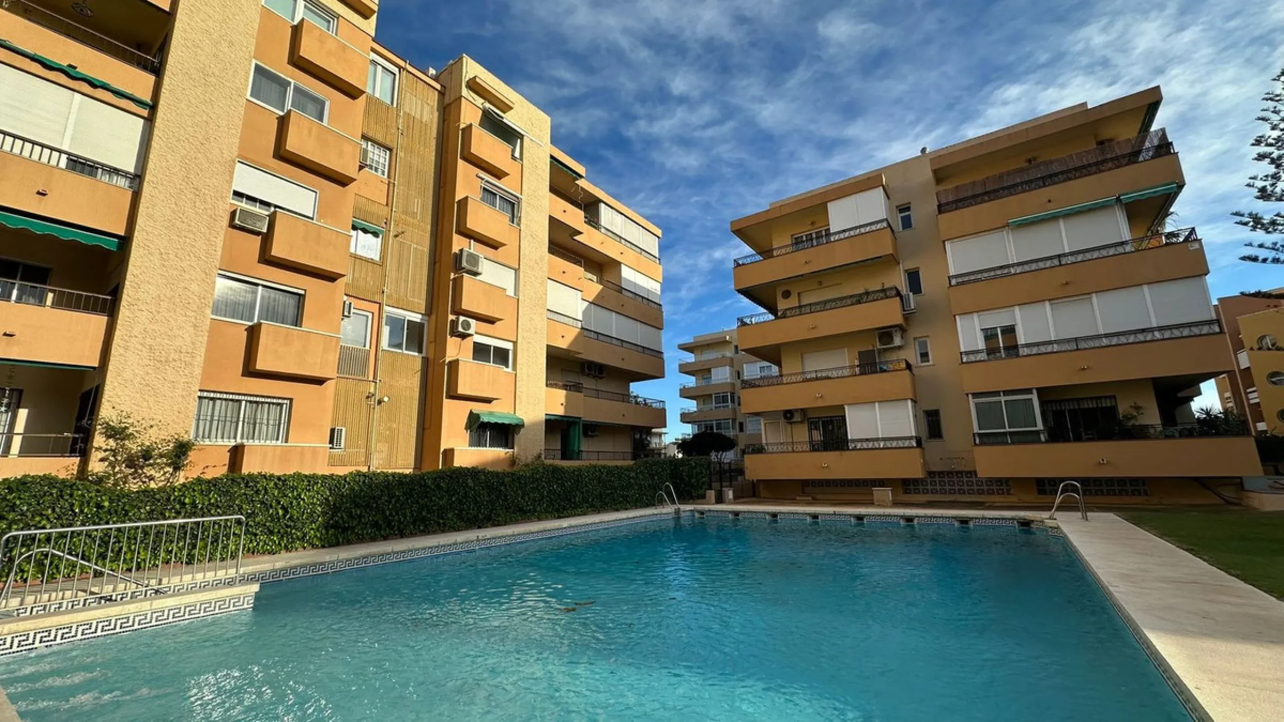 Middle Floor Apartment, Pedregalejo, Málaga Ciudad.