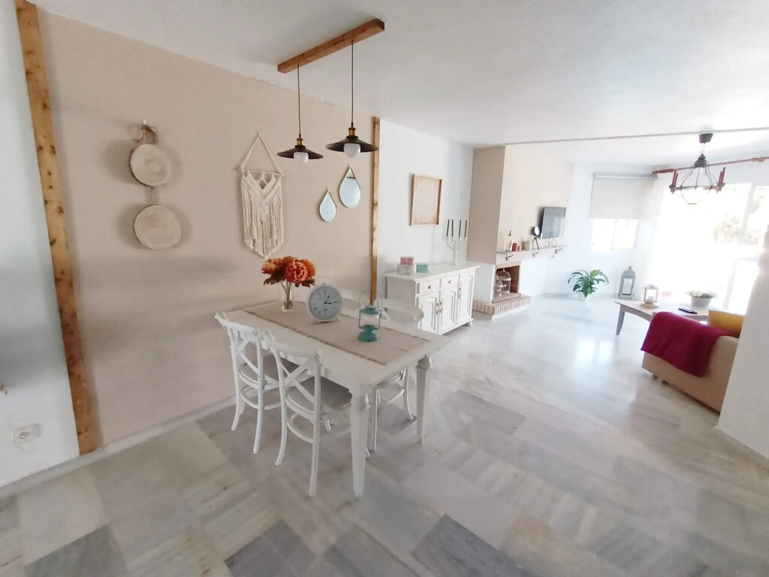 Apartment - Penthouse в продаже в Mijas, Málaga. В доме 2 спален и 2 ванных комнат. Площадь дома 122 м²