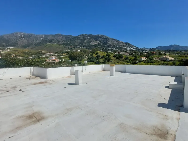 Country Estate with Two Independent Houses and Sea Views – Mijas, Costa del Sol