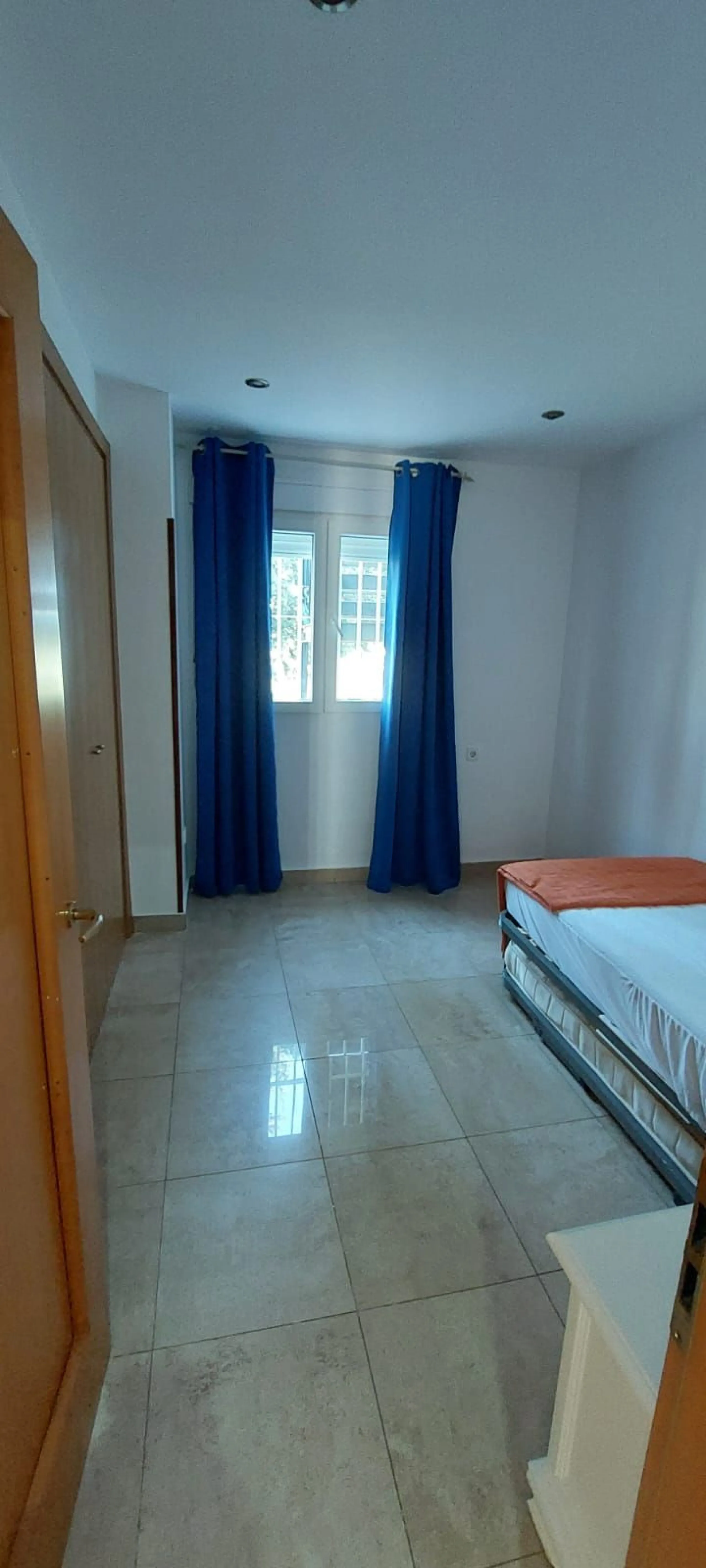 Middle Floor Apartment, Manilva, Costa del Sol.