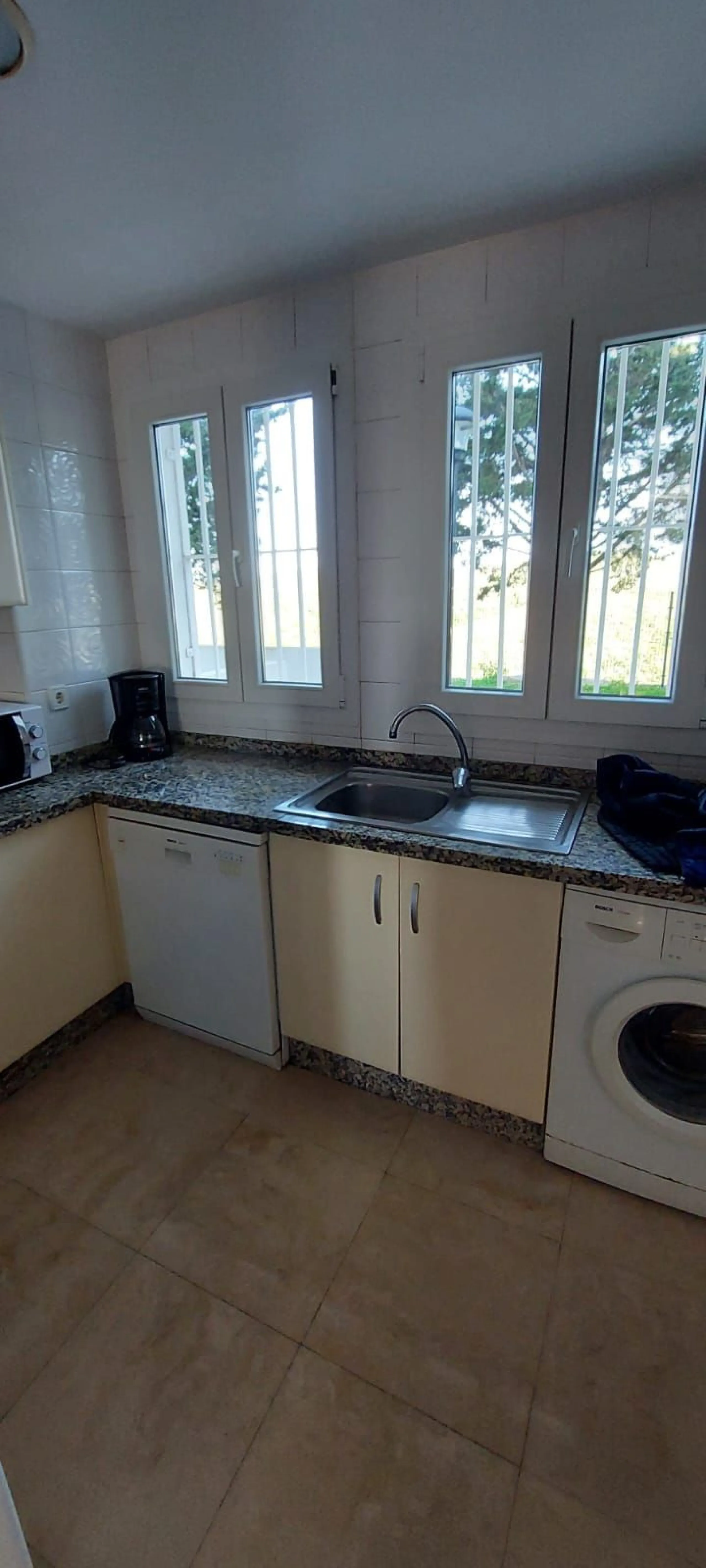 Middle Floor Apartment, Manilva, Costa del Sol.