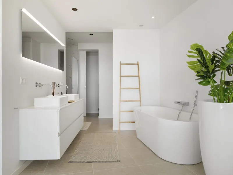 Newly built contemporary villa situated in the prestigious urbanization of La Alquería, Benahavís. Positioned frontline golf and facing east to south, the property offers panoramic views of the Mediterranean Sea, the coastline, and the iconic La Concha mo