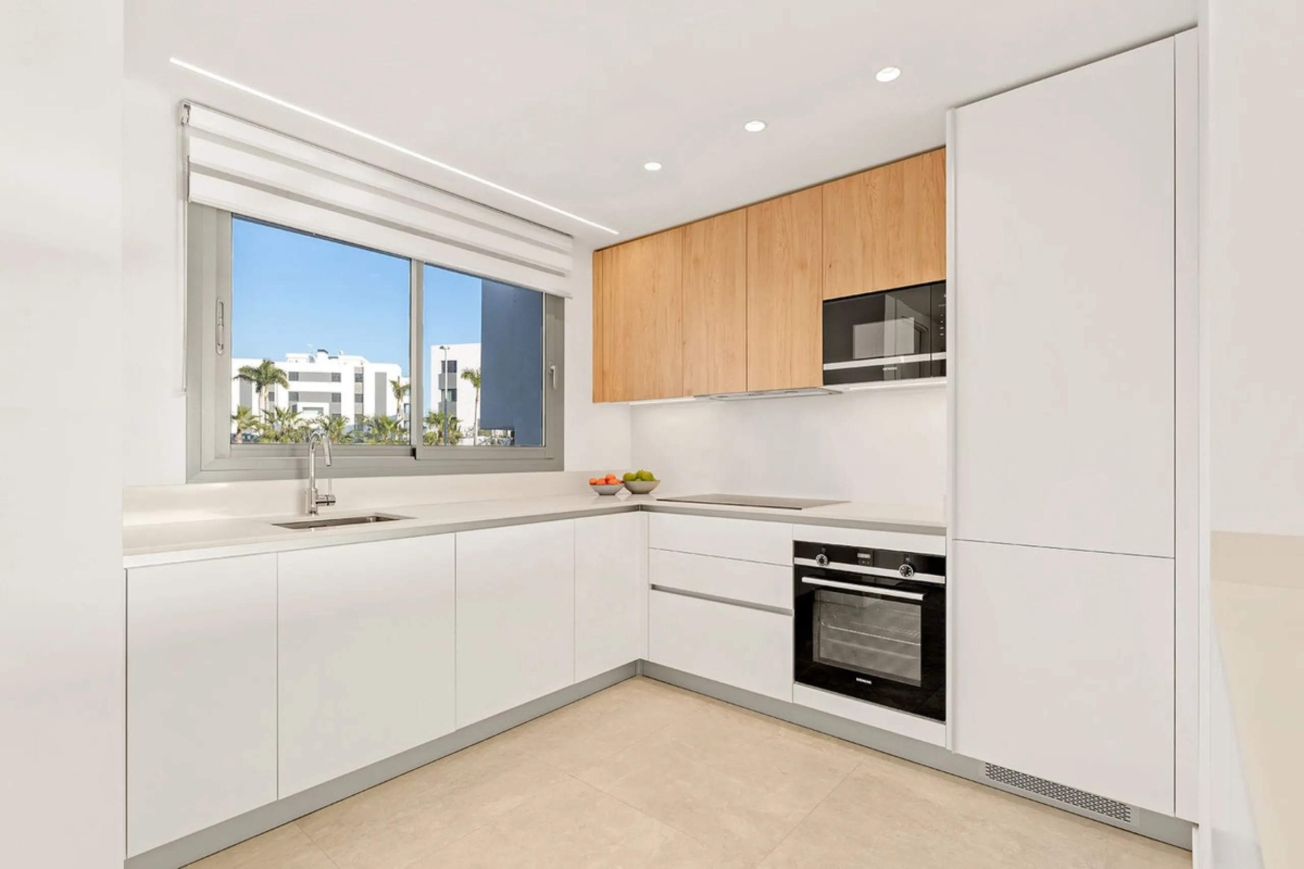 STUNNING 4-BEDROOM APARTMENT WITH PANORAMIC VIEWS | SANTA CLARA, MARBELLA | 1.895.000€