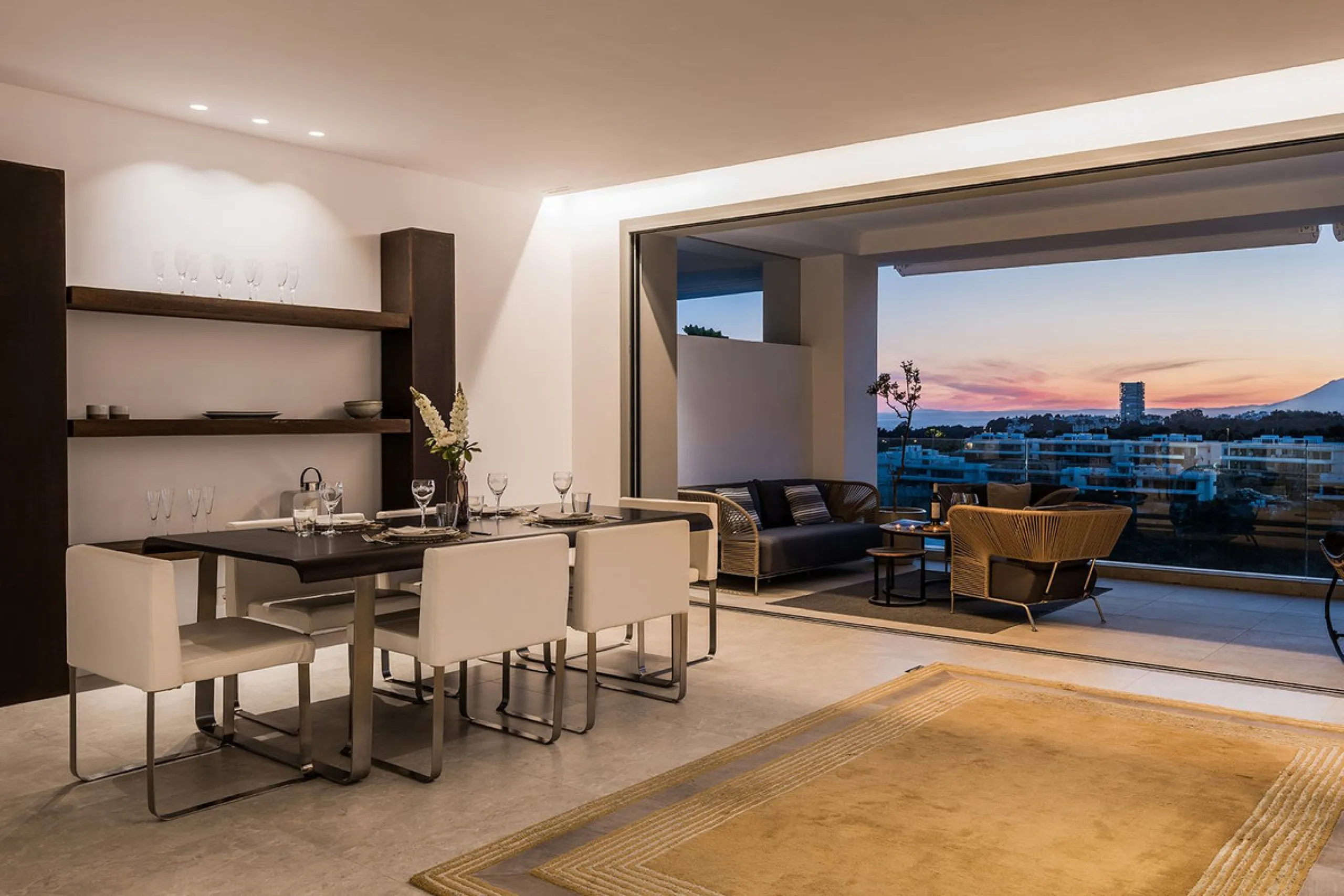 STUNNING 4-BEDROOM APARTMENT WITH PANORAMIC VIEWS | SANTA CLARA, MARBELLA | 1.895.000€
