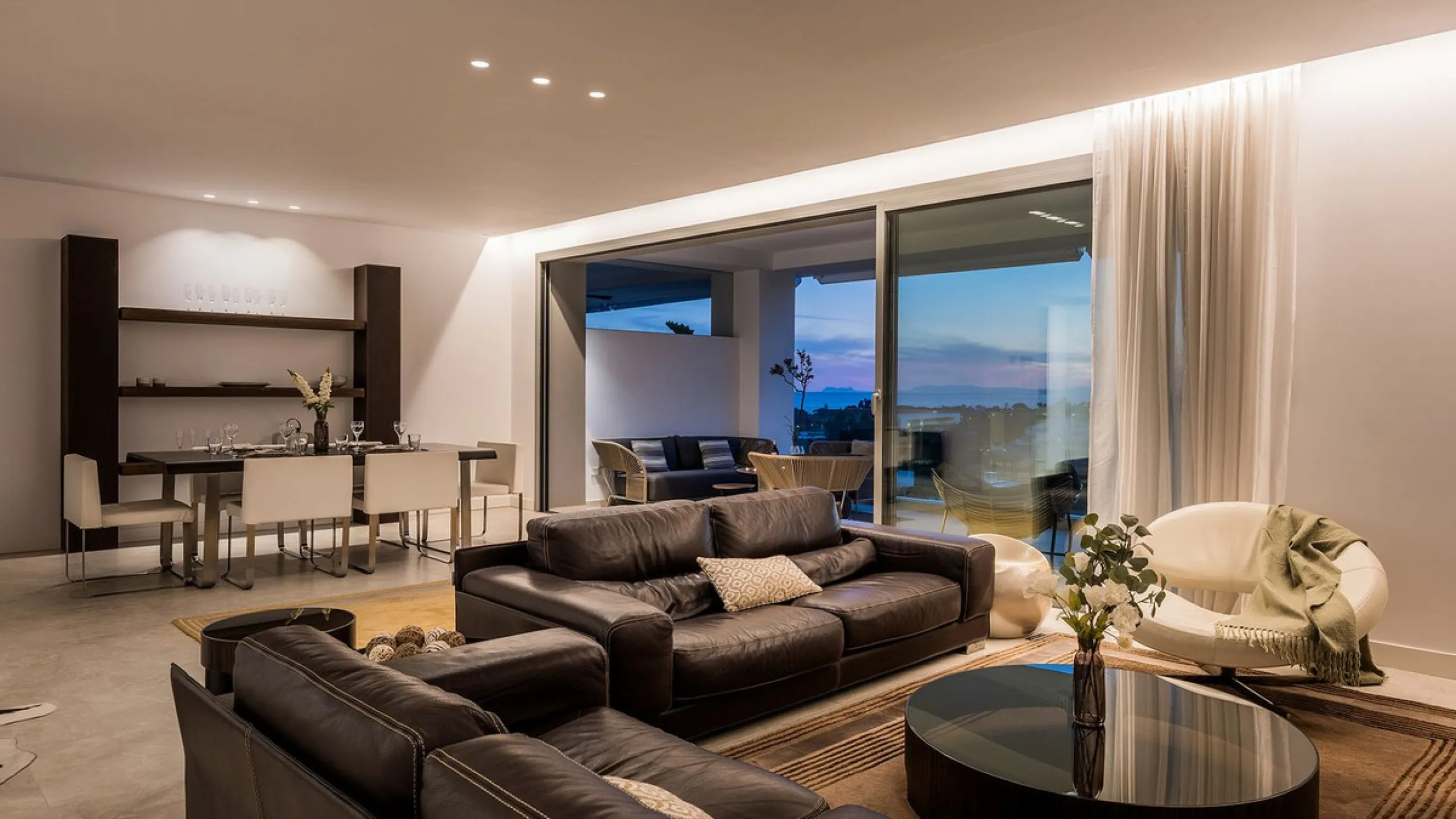 STUNNING 4-BEDROOM APARTMENT WITH PANORAMIC VIEWS | SANTA CLARA, MARBELLA | 1.895.000€