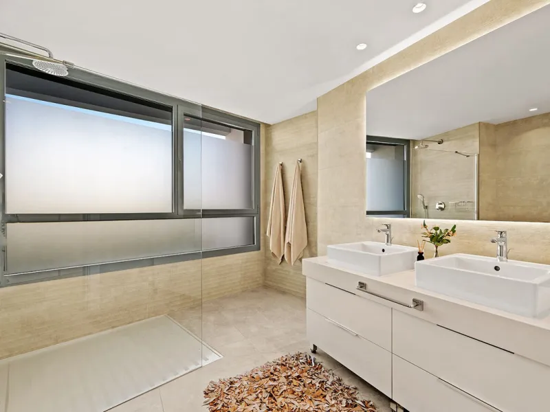 STUNNING 4-BEDROOM APARTMENT WITH PANORAMIC VIEWS | SANTA CLARA, MARBELLA | 1.895.000€