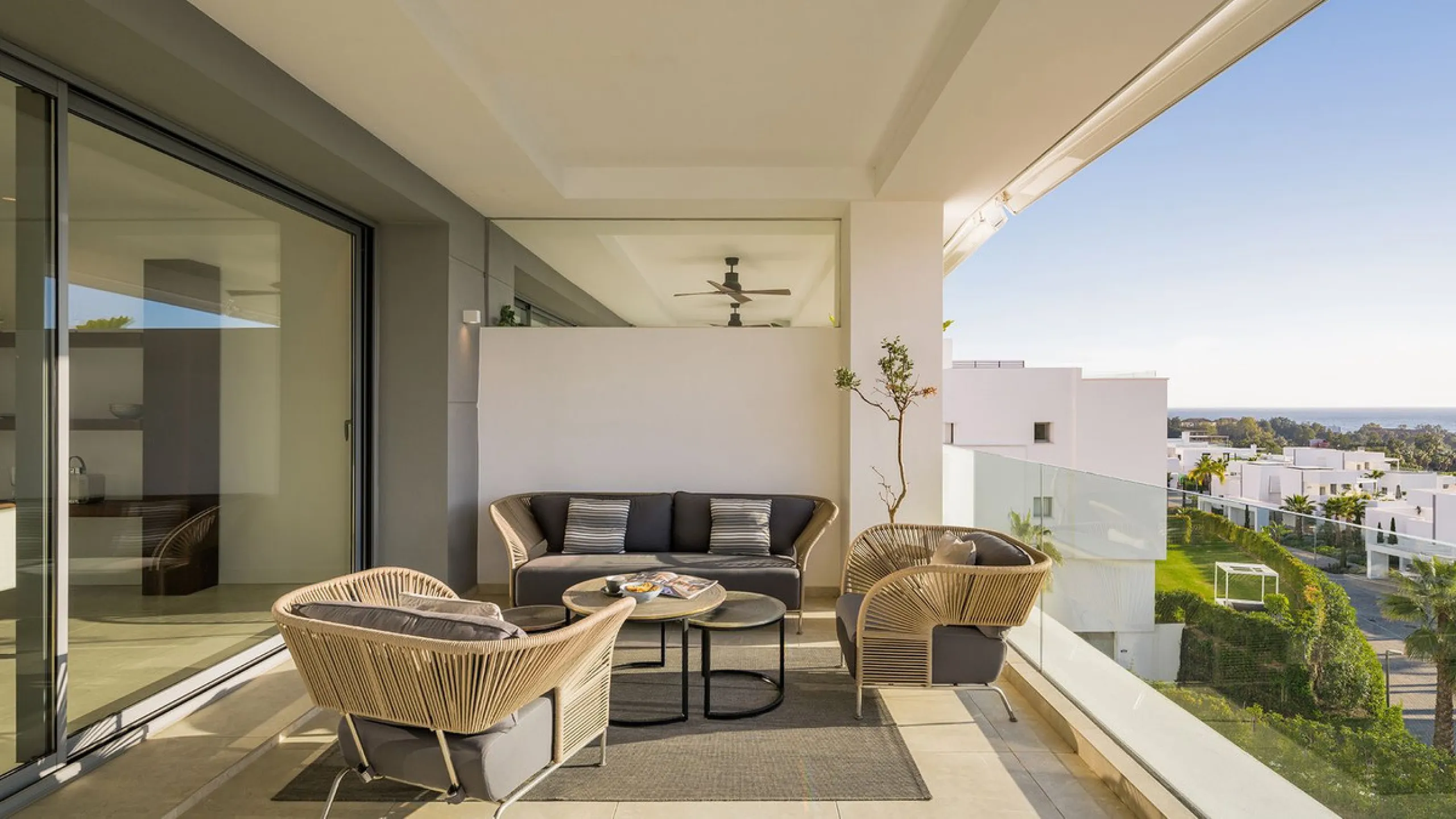 STUNNING 4-BEDROOM APARTMENT WITH PANORAMIC VIEWS | SANTA CLARA, MARBELLA | 1.895.000€
